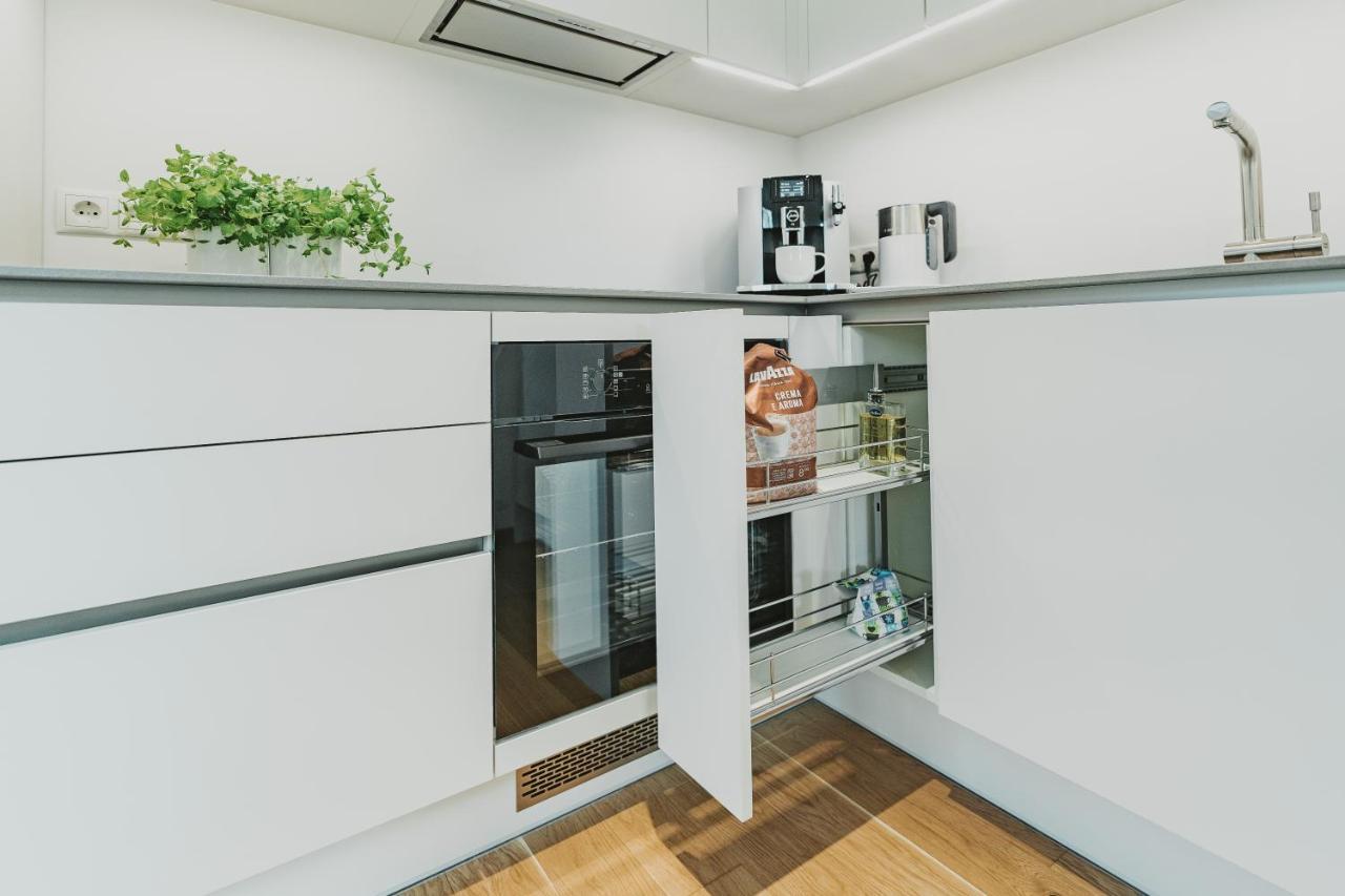 Oeoe Street Premium Apartment With Terrace Тарту Екстер'єр фото